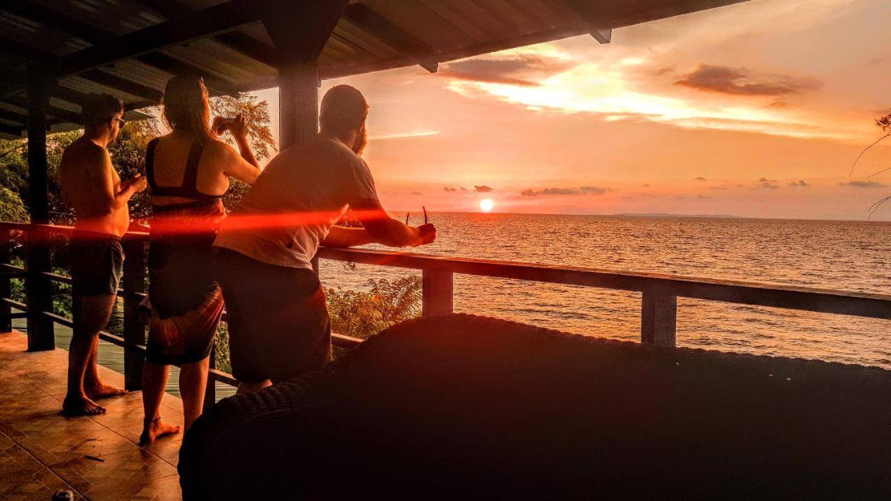 Blue Ribbon Dive Resort Mabini  Luaran gambar