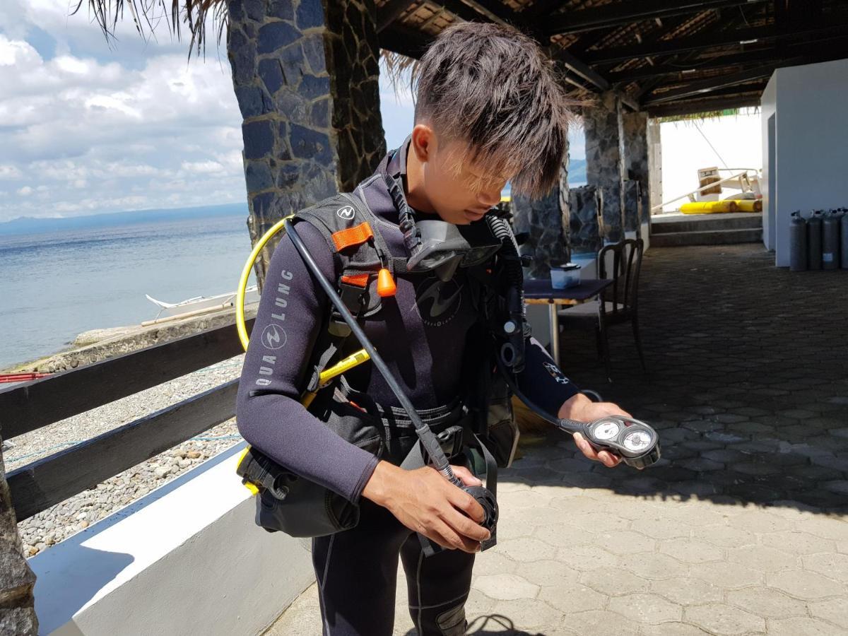 Blue Ribbon Dive Resort Mabini  Luaran gambar